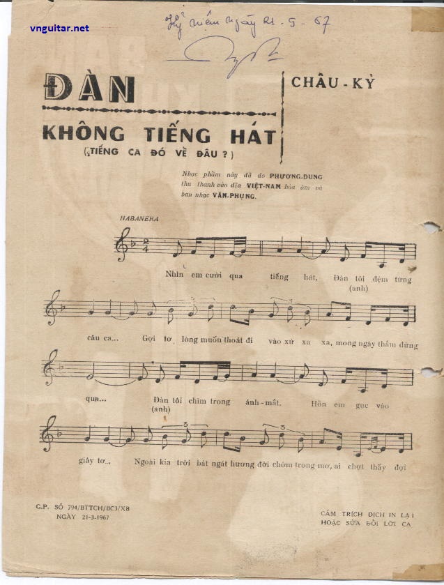 dan khong tieng hat  1.jpg