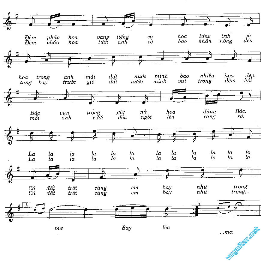 em bay trong dem phao hoa 2.png