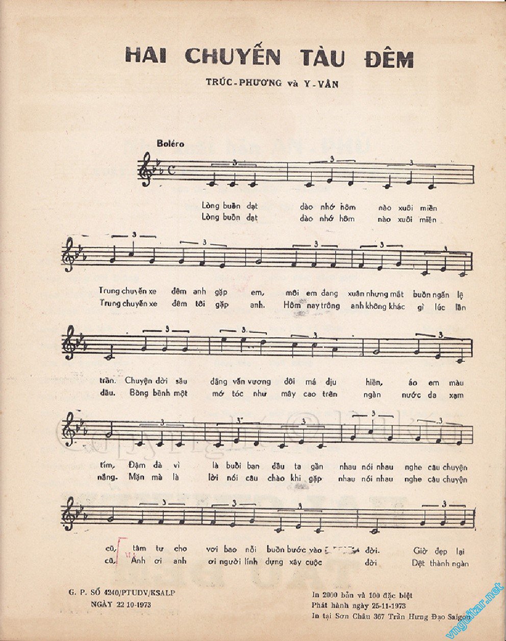 HAI CHUYEN TAU DEM.jpg